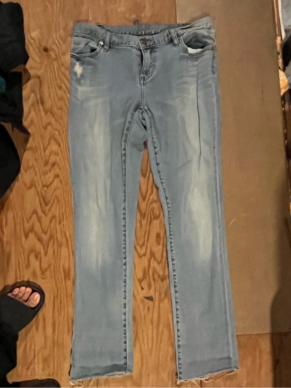 Tory Burch Distressed Light Blue Women’s Straight-Leg Jeans